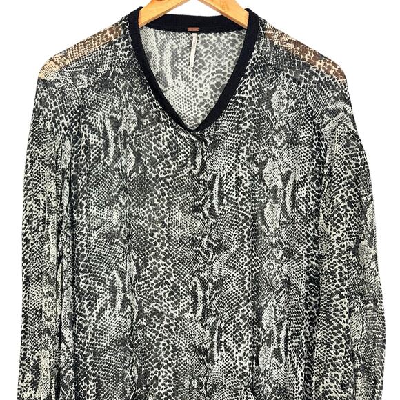 Free People Lori Bomber Jacket Oversized Sz M Black Sheer Snake-print Snap Front - Picture 9 of 14